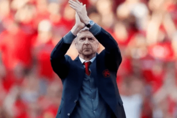 溫格去哪里執教了？